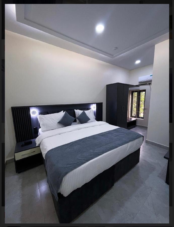 The Mayrock Hotel Abuja Exteriör bild