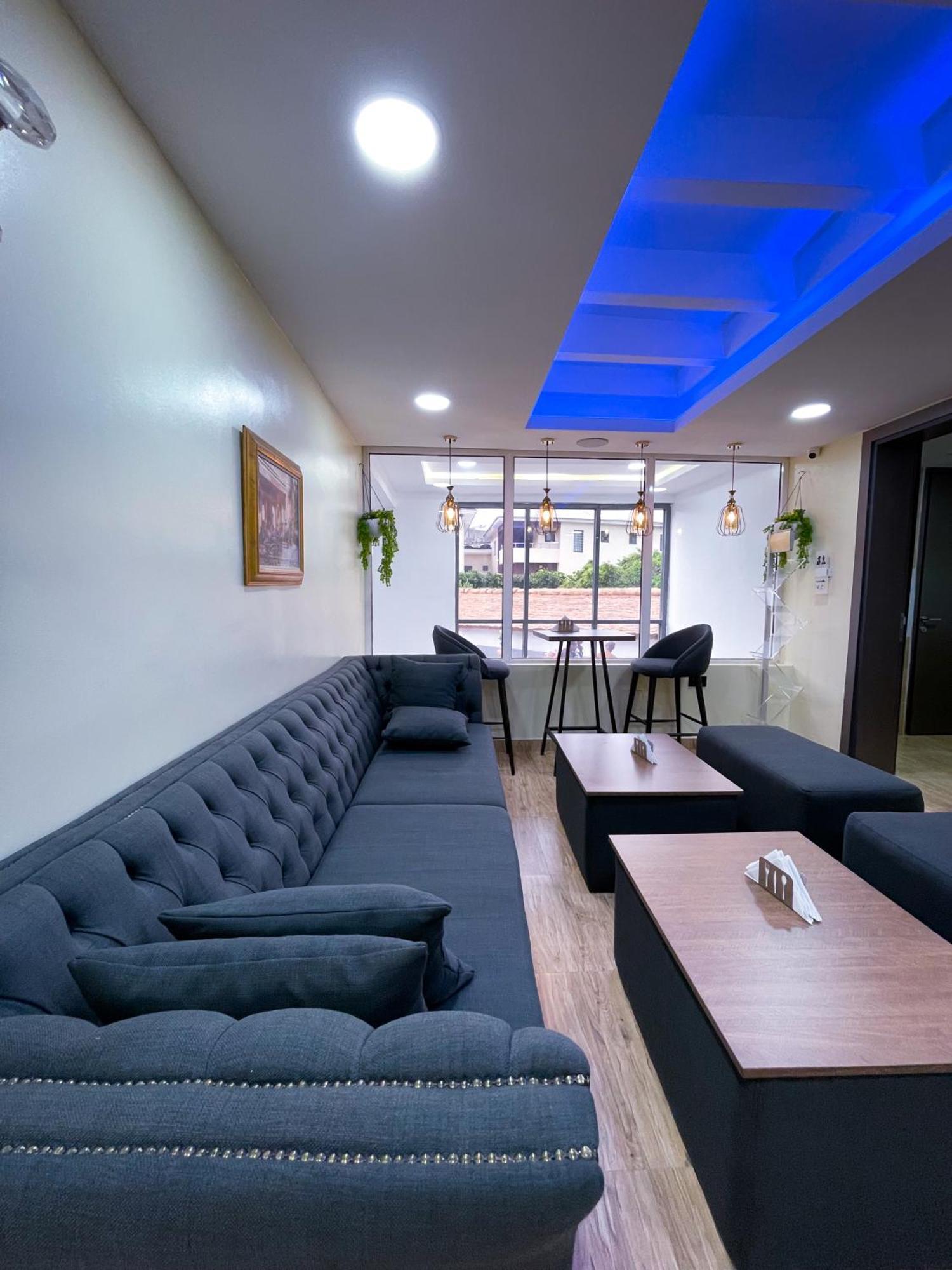The Mayrock Hotel Abuja Exteriör bild
